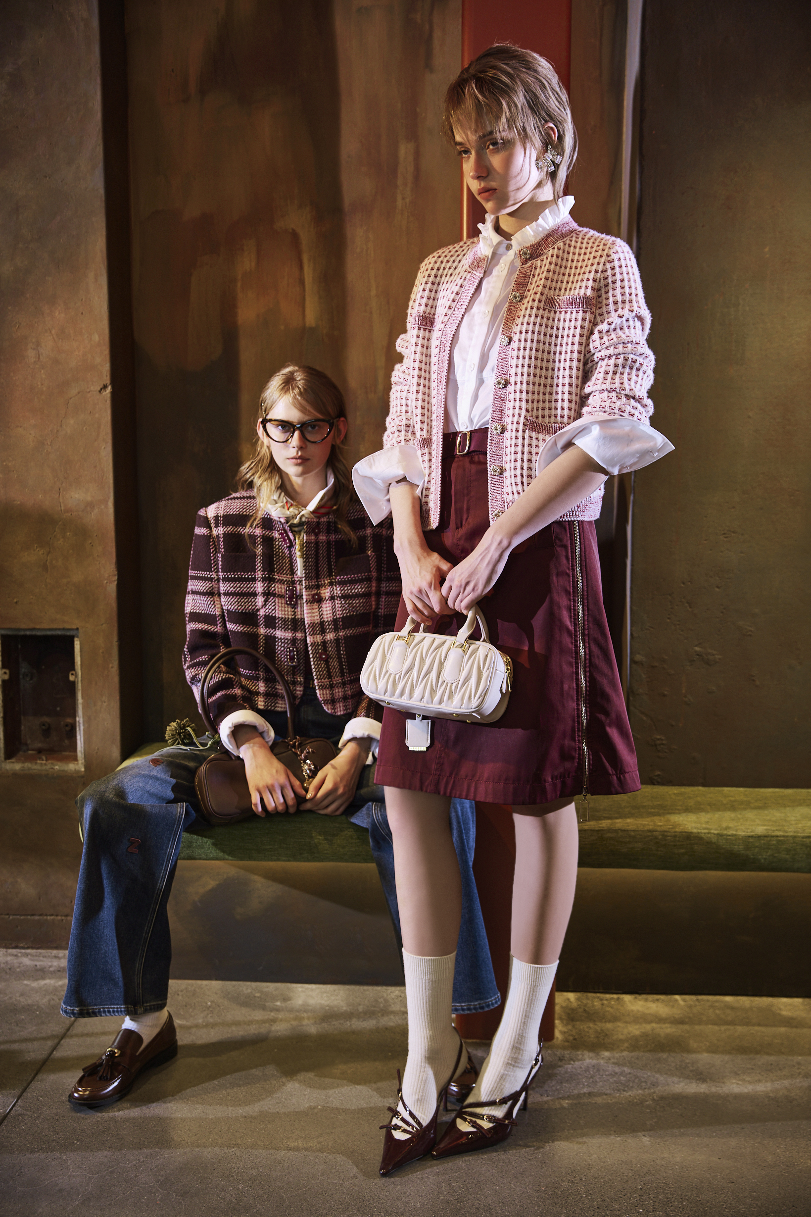 BE15019C1 暮色切線百褶裙