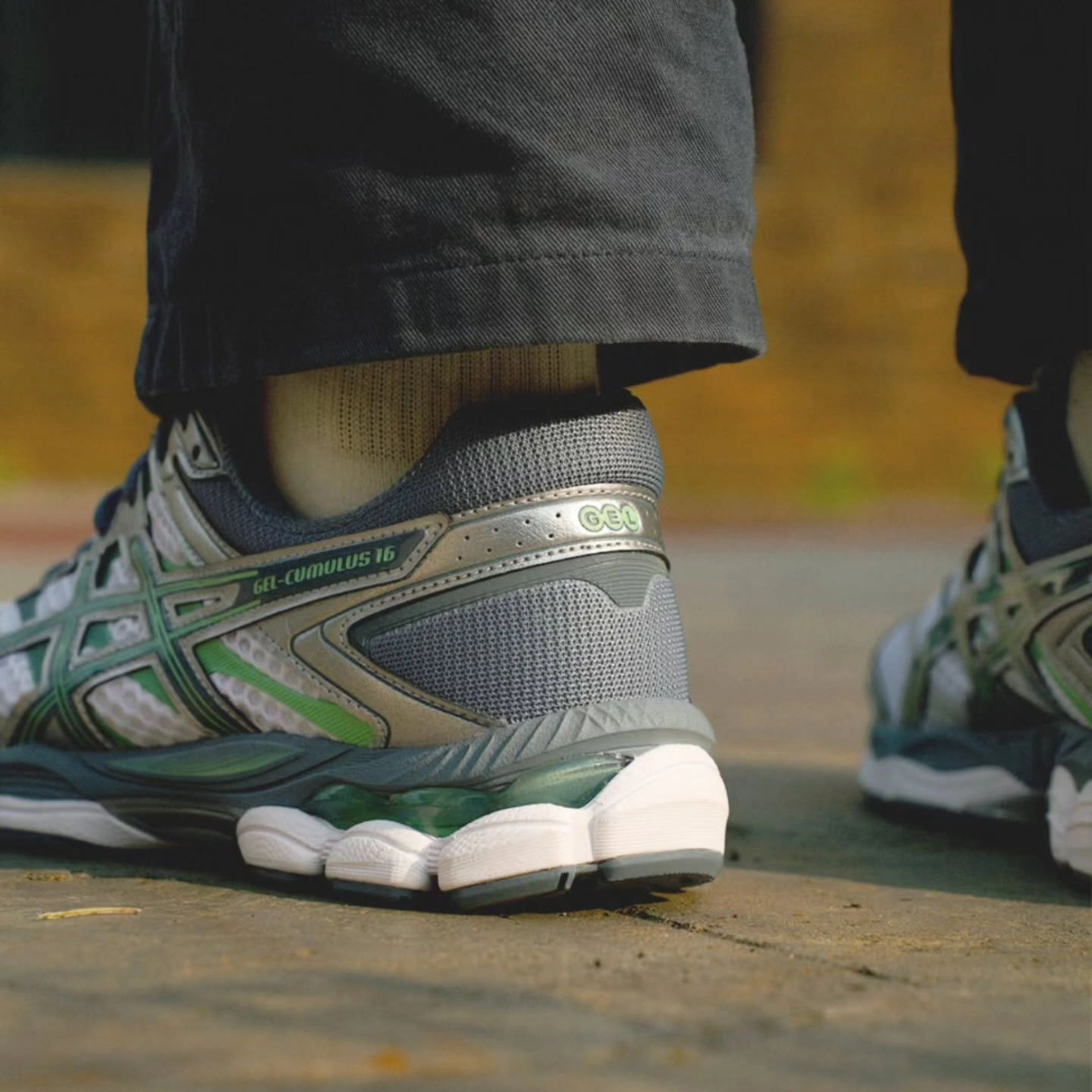 NICEDAY 代購 Asics Gel-Cumulus 16 日本限定 蒂芬尼綠 灰綠 草綠 淺綠 慢跑 復古 機能鞋 1203A733-100