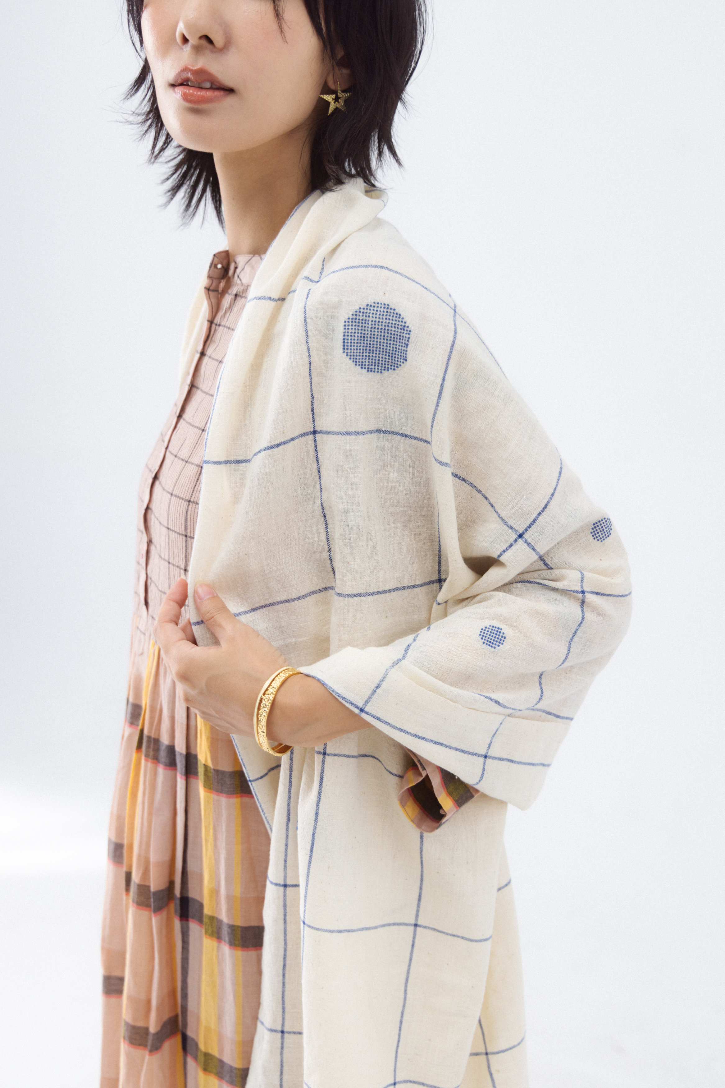 手工織布圍巾披肩_米白圓圈