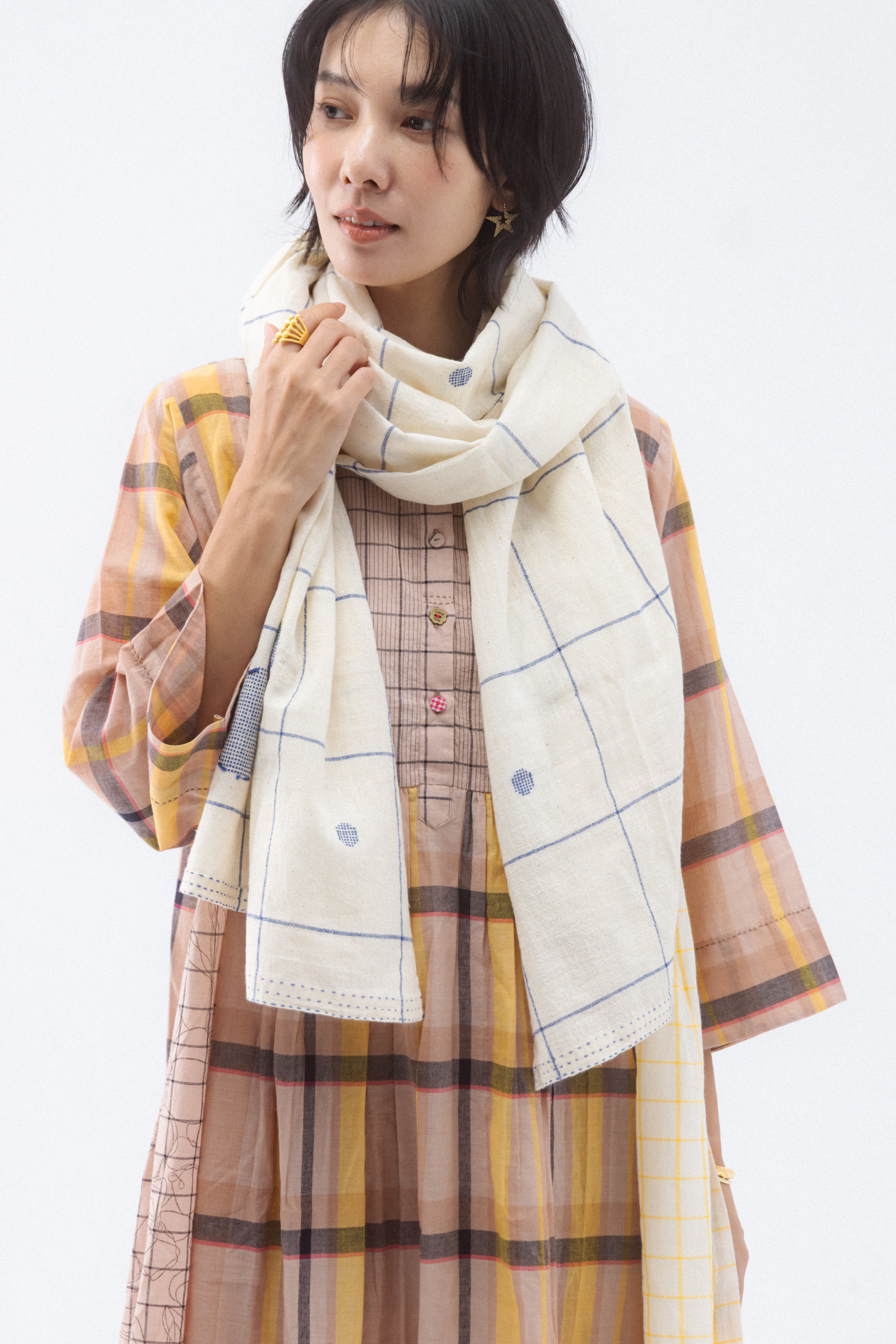 手工織布圍巾披肩_米白圓圈