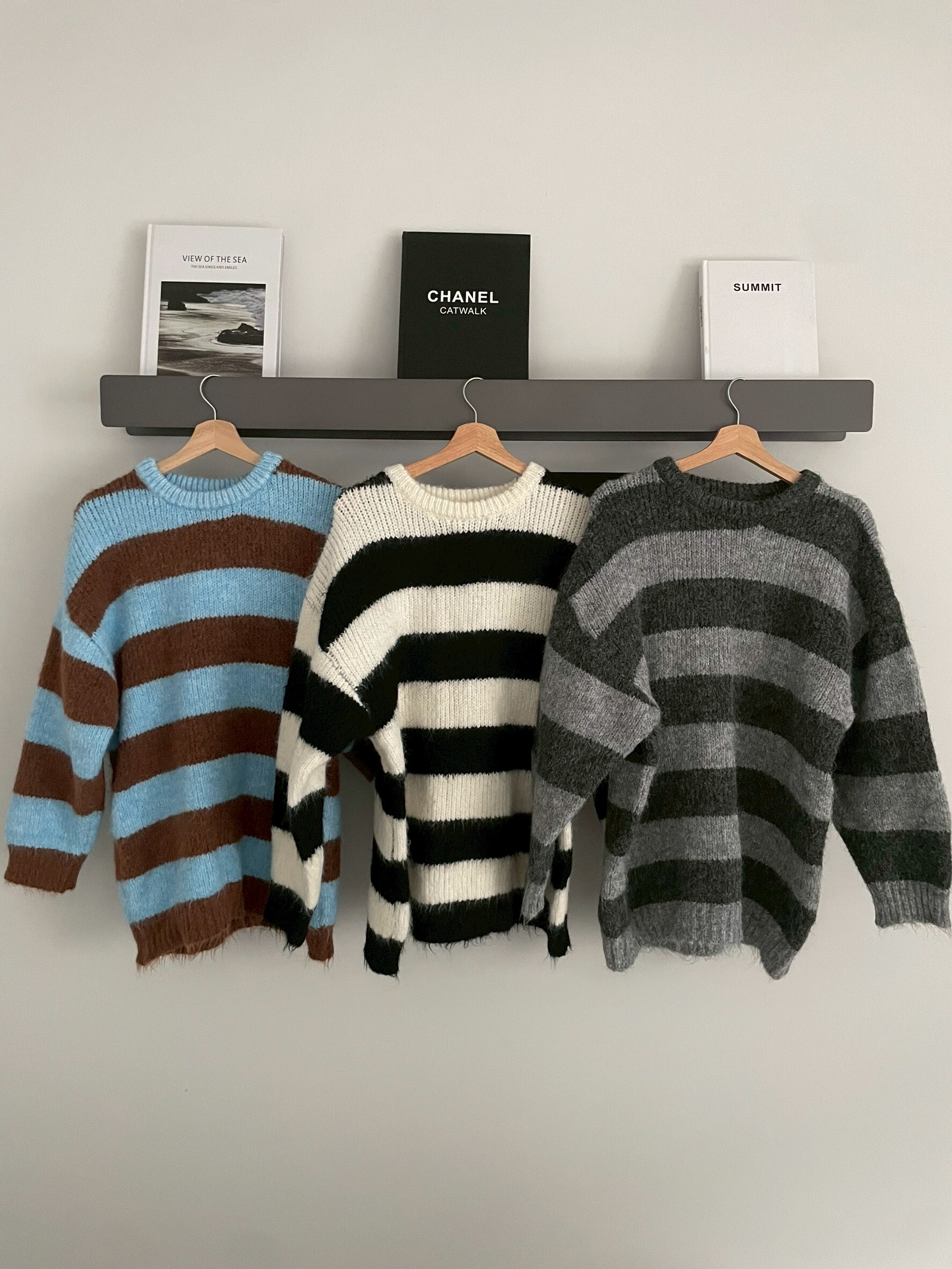 （現貨）🇰🇷#AF52 超Ｑ條紋長版毛衣(藍/灰/白)