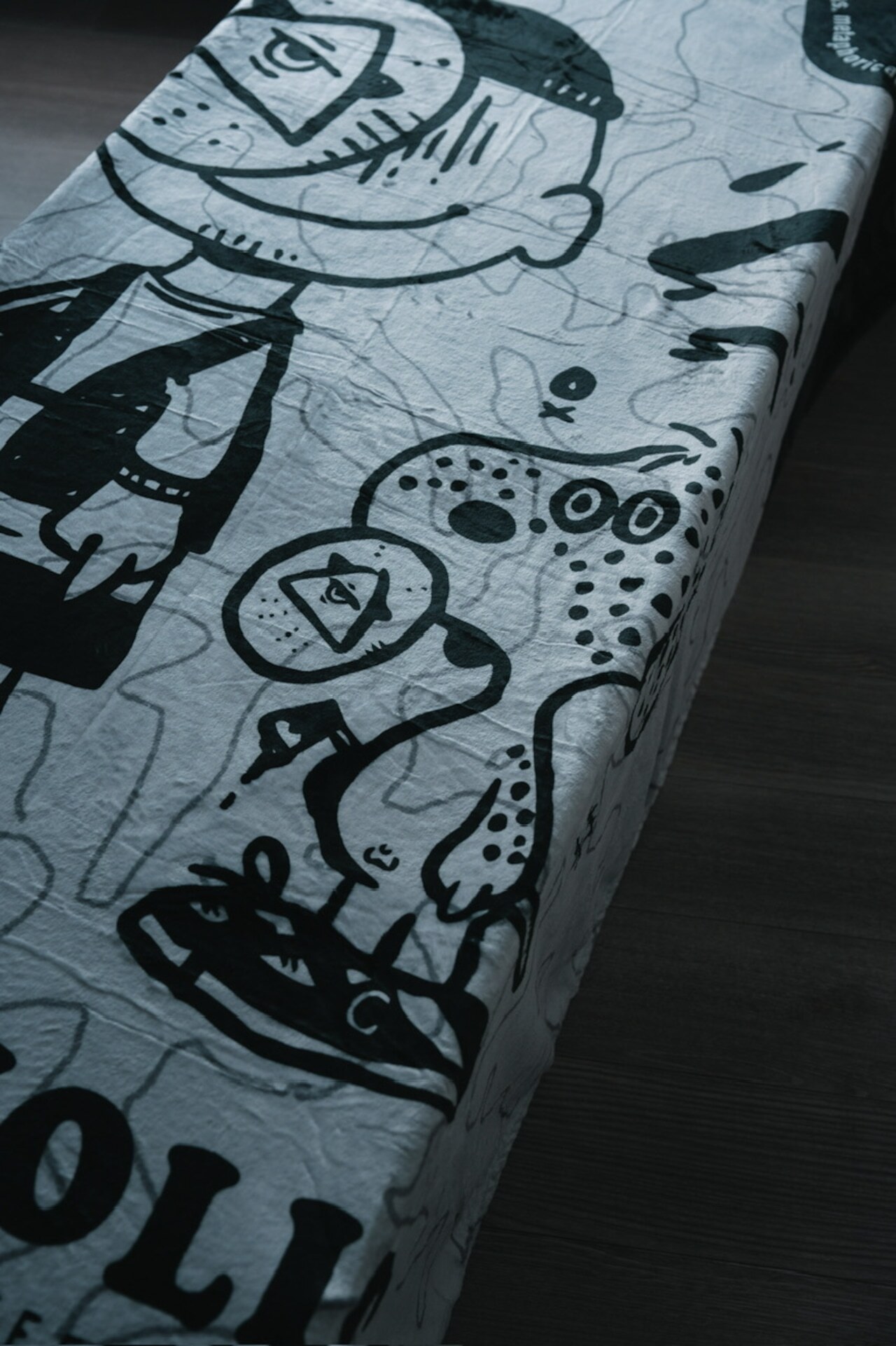 Camp Holic - big blanket "HOLINUTS" 法蘭絨毛毯