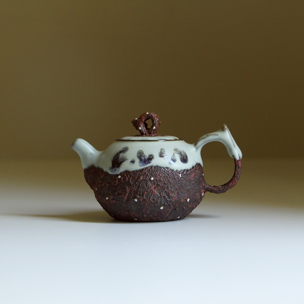 山霧溢色茶壺