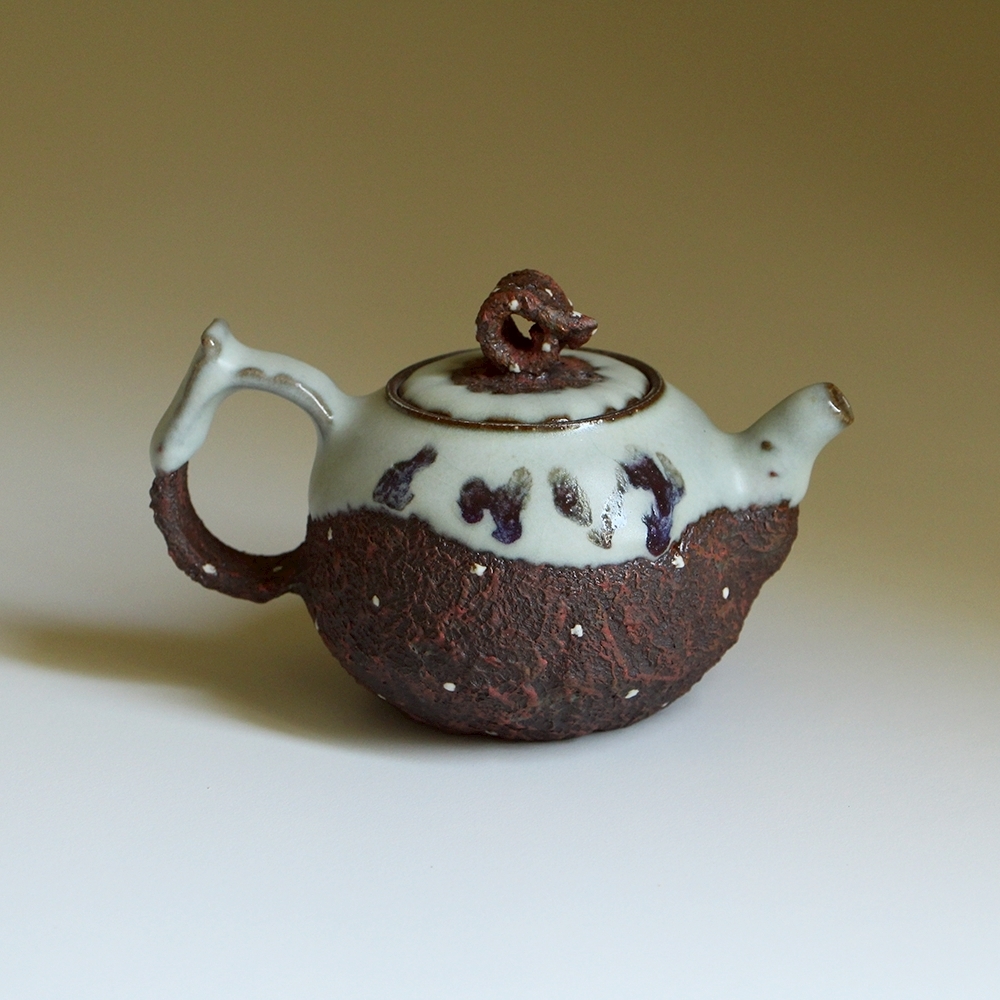 山霧溢色茶壺
