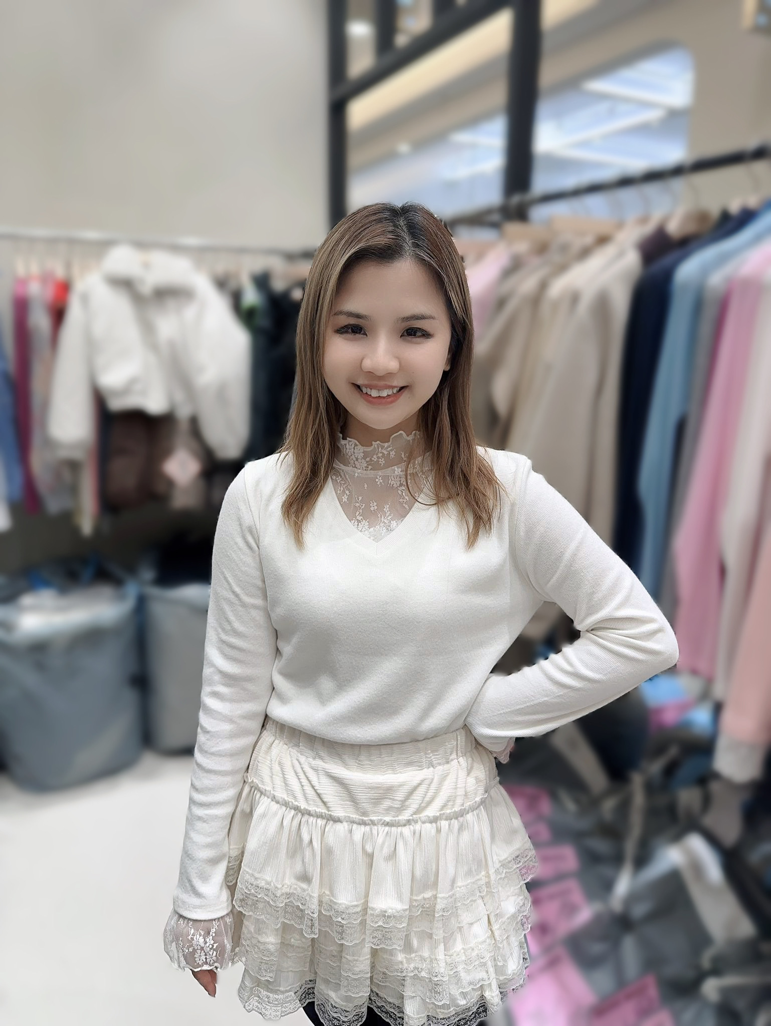 ME25  LACE氣質打底王    人造絲+綿   胸  40-62  長22   原價 $499  校長自留款