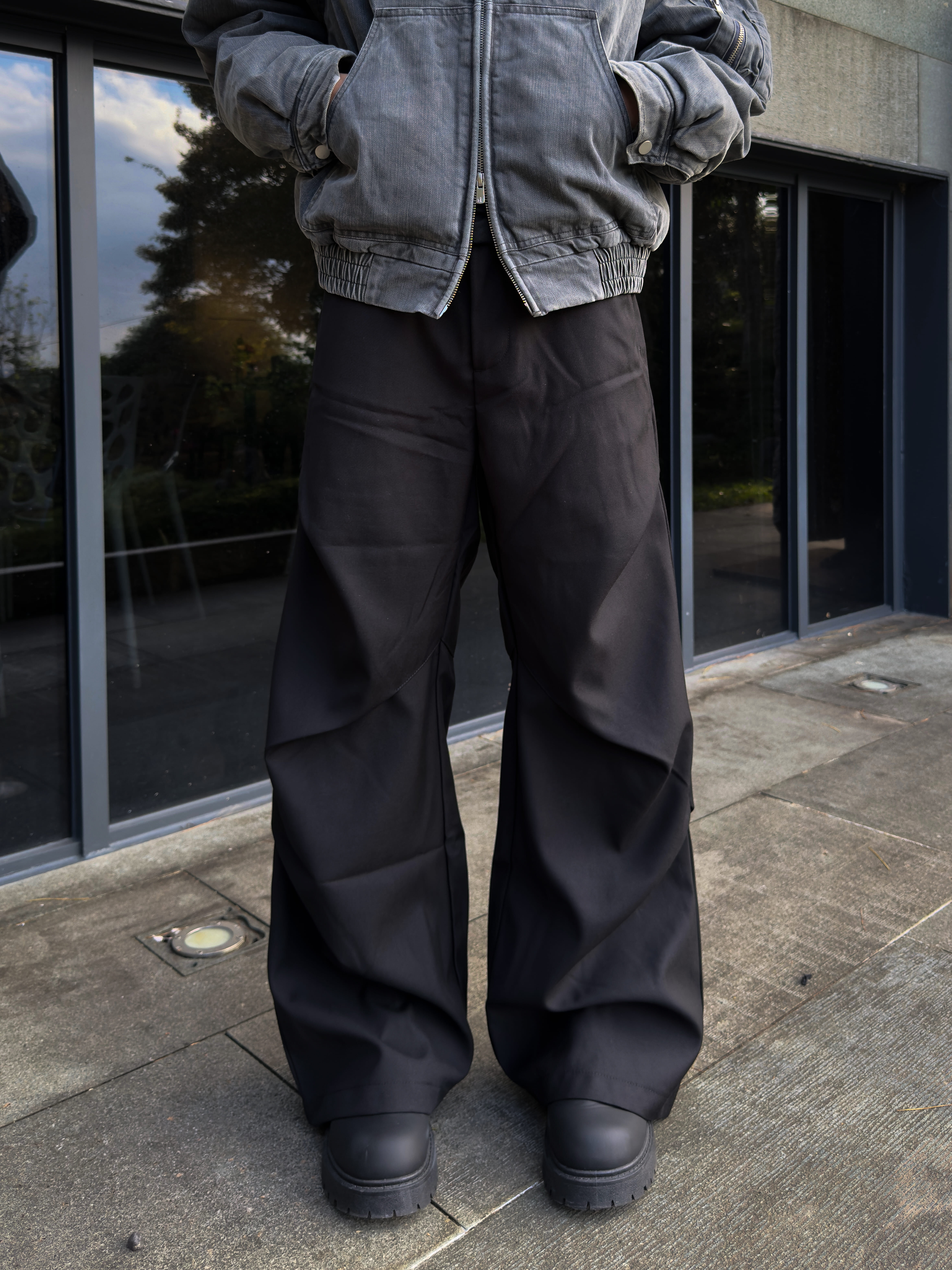 （部分現貨）高級感皺褶直筒褲 大推! 厚磅材質