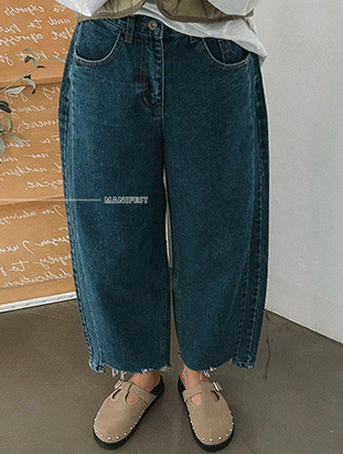 ᴴᴼᵀ ▸▸店長推薦◃◃ 秋冬新款/彎刀牛仔褲 MANIFEST正韓🇰🇷