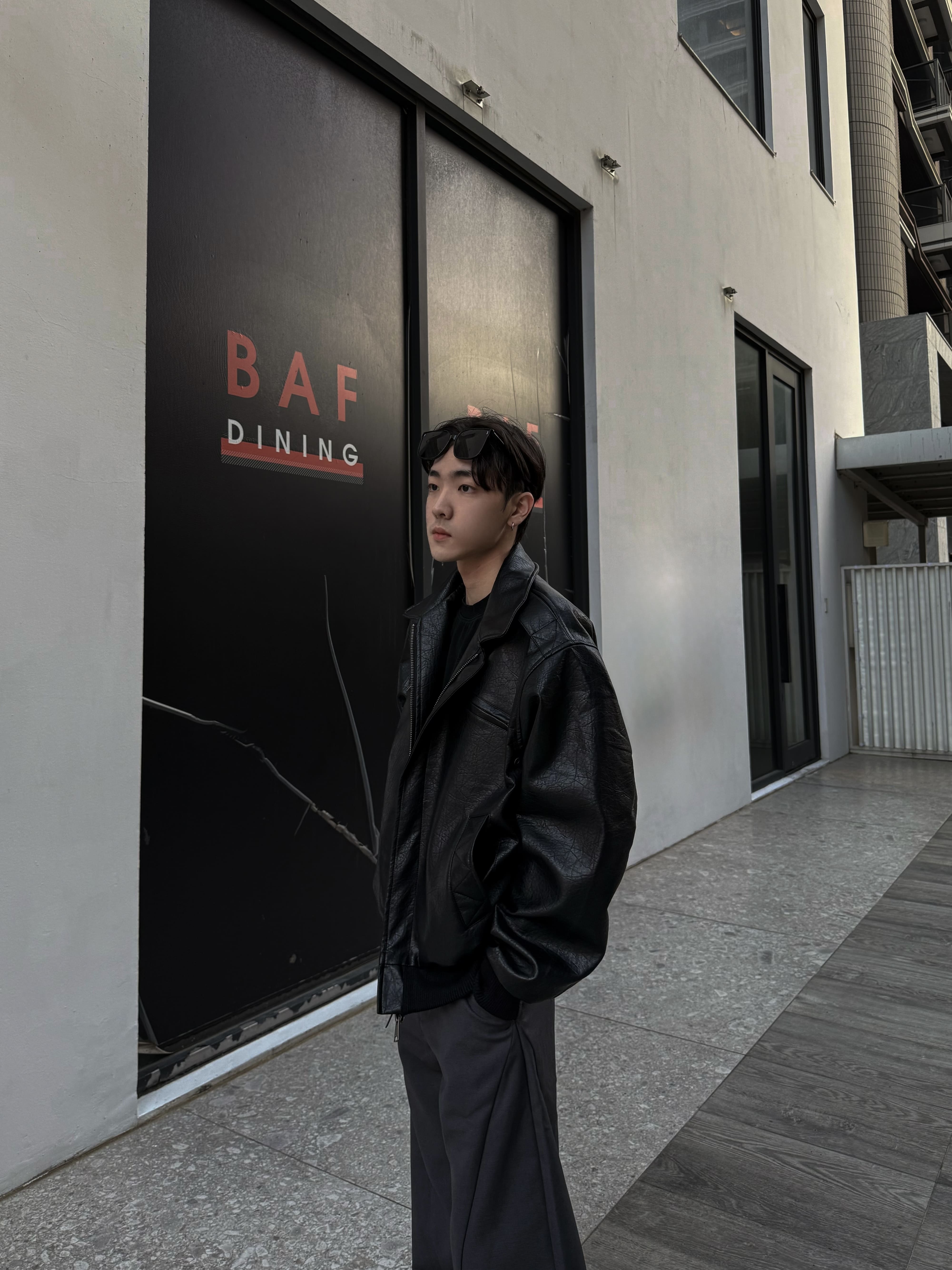 (售完不補）韓系結構短版皮外套