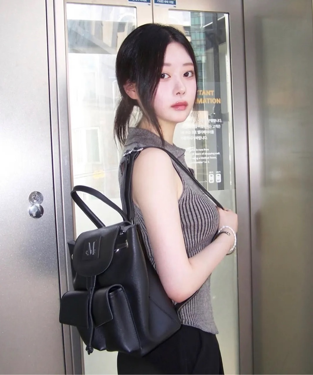 韓國限定🇰🇷 MUCENT AREN TWO POCKET LEATHER MINI BACKPACK 迷你後背包 / 預購
