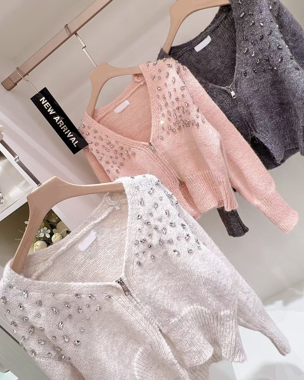 華麗碎鑽造型V領針織拉鍊上衣外套 / 3色