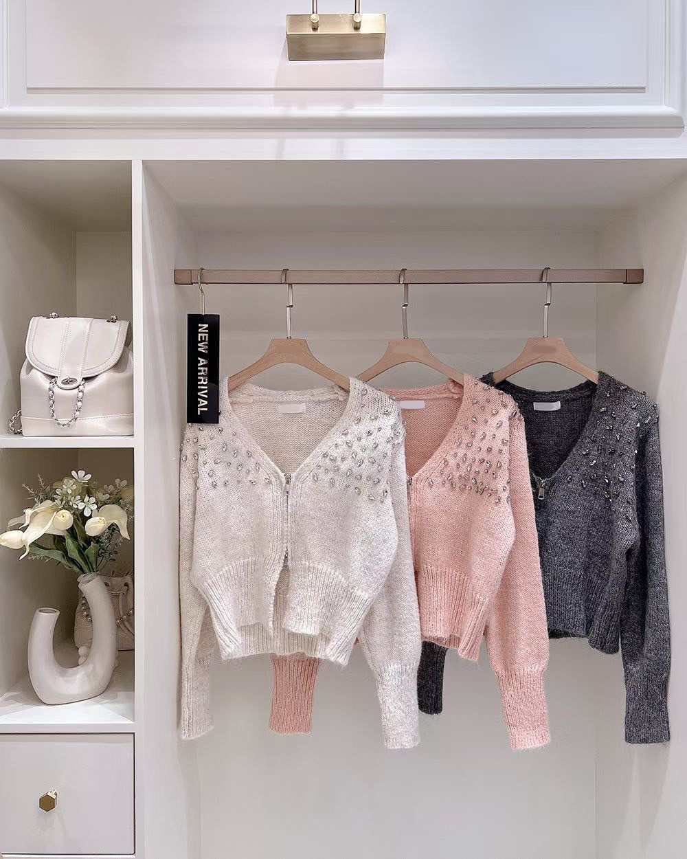 華麗碎鑽造型V領針織拉鍊上衣外套 / 3色