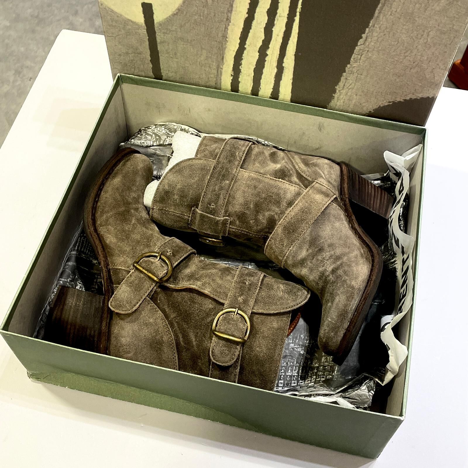 只有35碼~超級筍價!!! 98%NEW二手FIORENTINI BAKER LEATHER BOOTS 洗水綠麂皮短靴 #香榭站正品