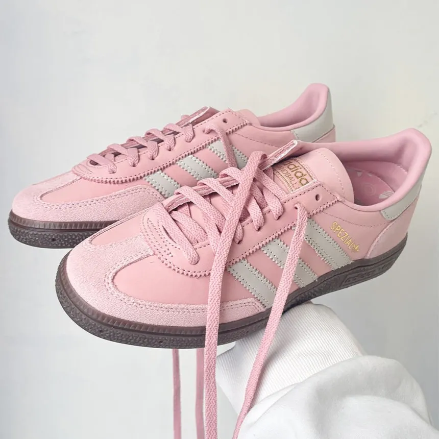 【預訂】ADIDAS HANDBALL SPEZIAL 粉卡其-UNISEX