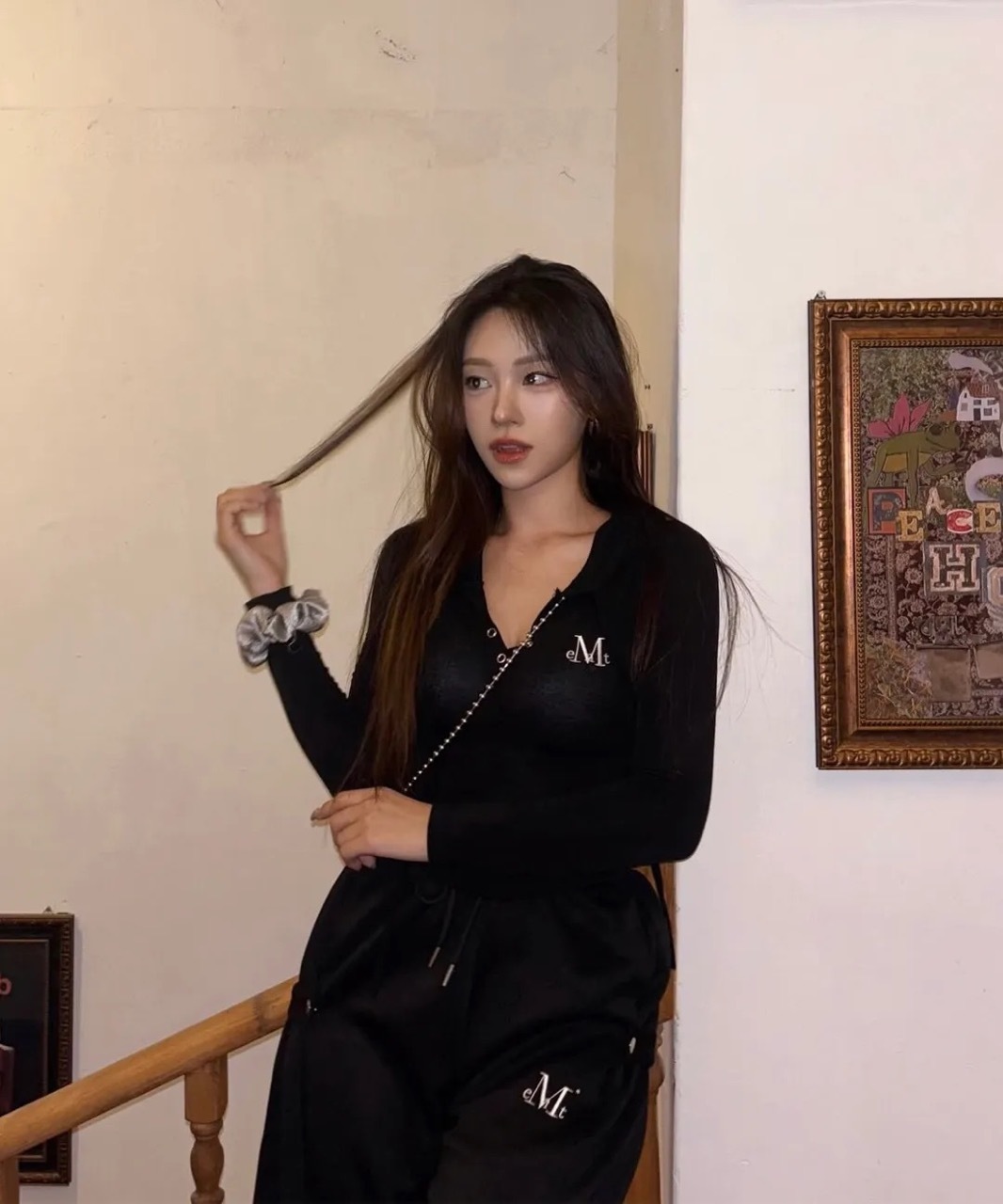 韓國限定🇰🇷 MUCENT RUEN SIGNATURE SLIM HOOD T 修身連帽衫 長袖 薄長袖 排扣 / 預購