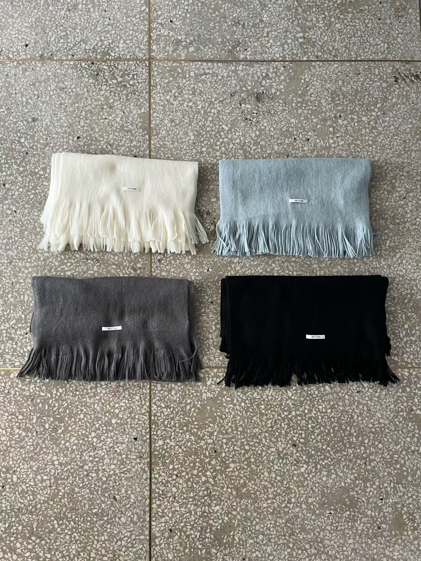 寶寶色系的冬季戀歌感圍巾/4色均碼/高雅黑