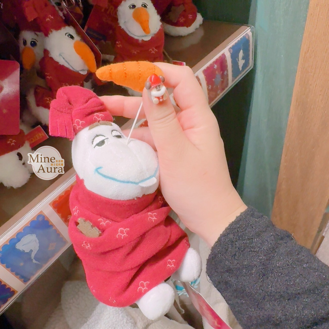 聖誕節系列 雪寶 Olaf 紅色聖誕樹裝 伸縮鼻子設計 娃娃 玩偶 冰雪奇緣 Frozen -香港迪士尼樂園