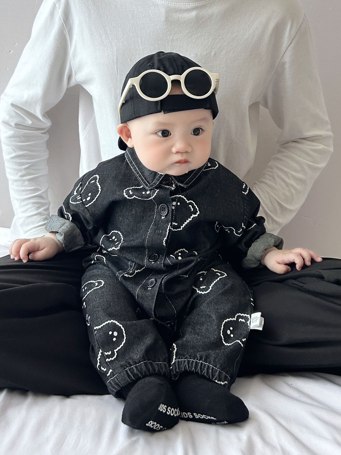 滿版小熊牛仔爬服