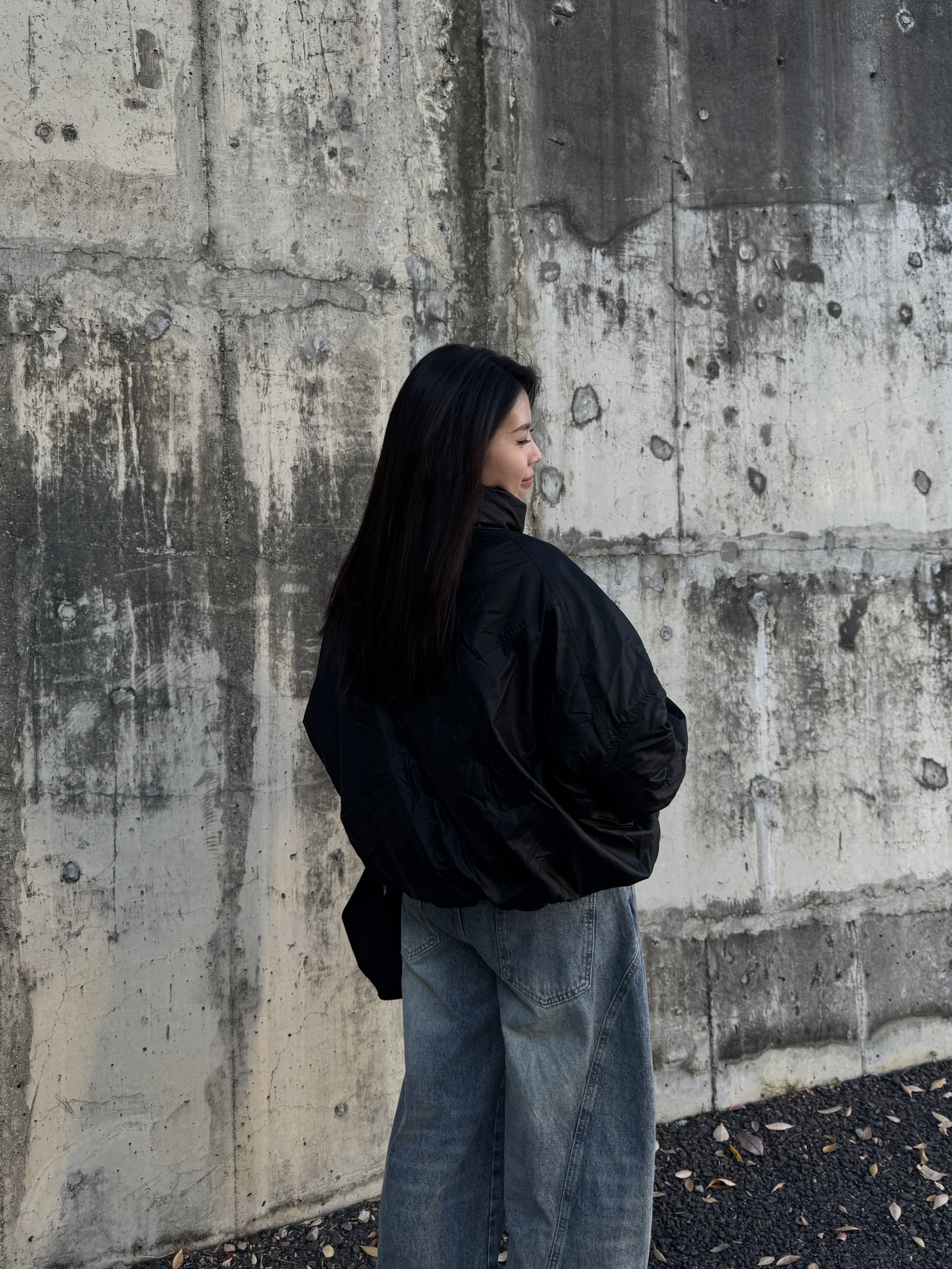 必買！闆娘自留⛄落肩立領皮質鋪棉外套(2色)