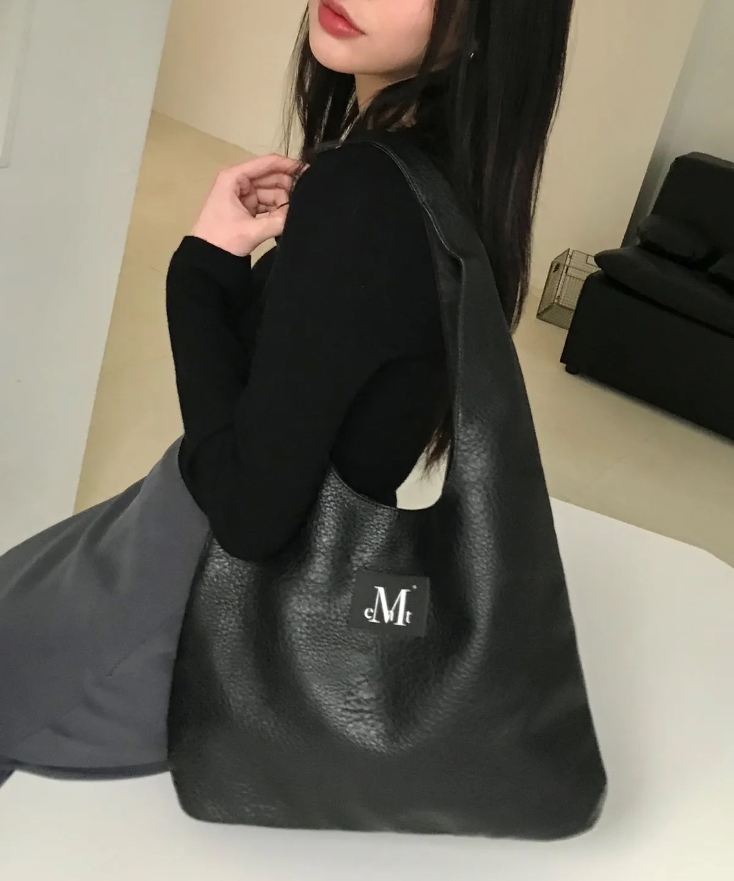 韓國限定🇰🇷 MUCENT CROAKER SIGNATURE LEATHER SHOULDER BAG 單肩包 手提包 / 預購