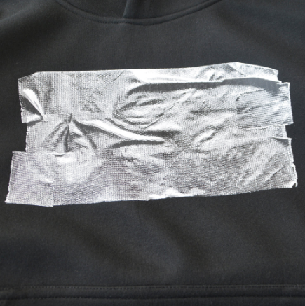 NERIAME  TAPED HOODIE (BLACK)