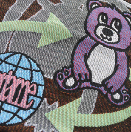 NERIAME  CIRCULATION BLANKET TOTE