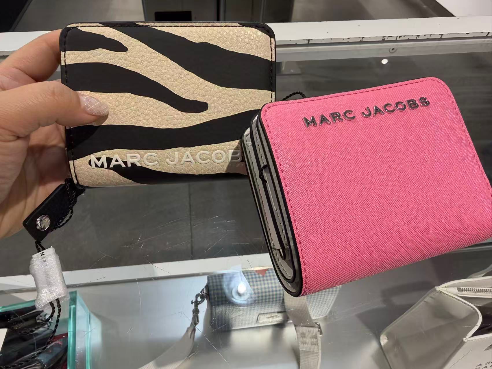 【直播】MARC JACOBS LL1124201 拉鏈銀包