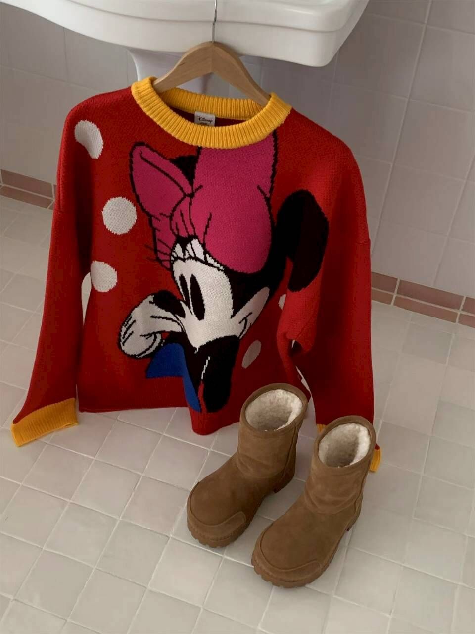 🎄韓貨✨️可愛米妮拼色毛衣🎀