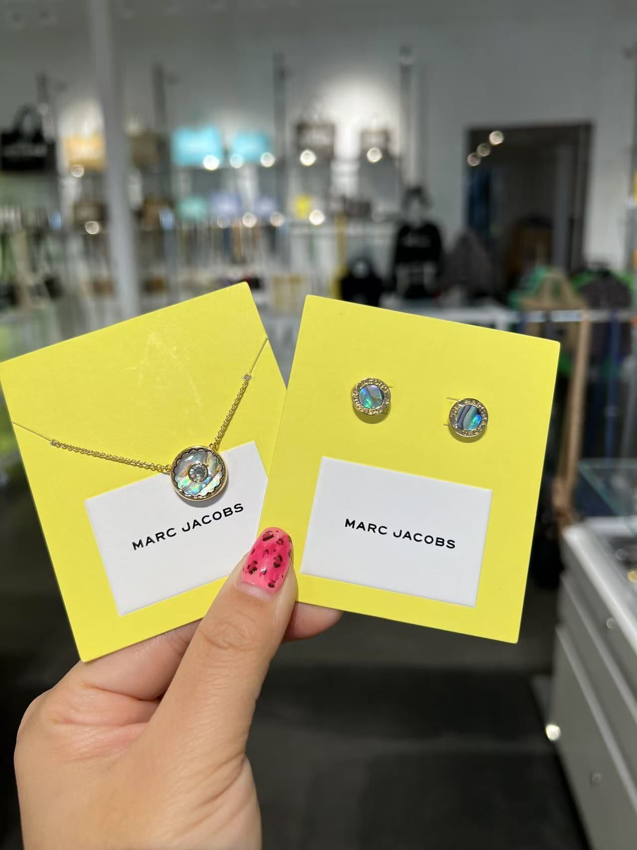 【直播】MARC JACOBS LL1124205 貝殼飾品系列