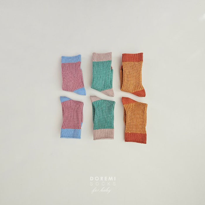 正韓doremi 美式撞色直條襪組