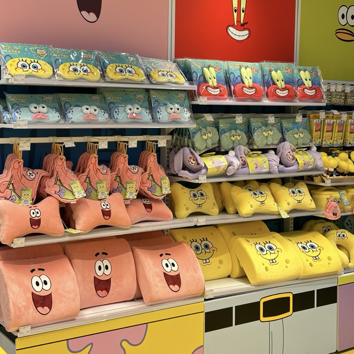 <正版授權>海綿寶寶 午休系列 辦公小物 U型枕 頸枕 頭枕 眼罩 腰靠 敲背棒