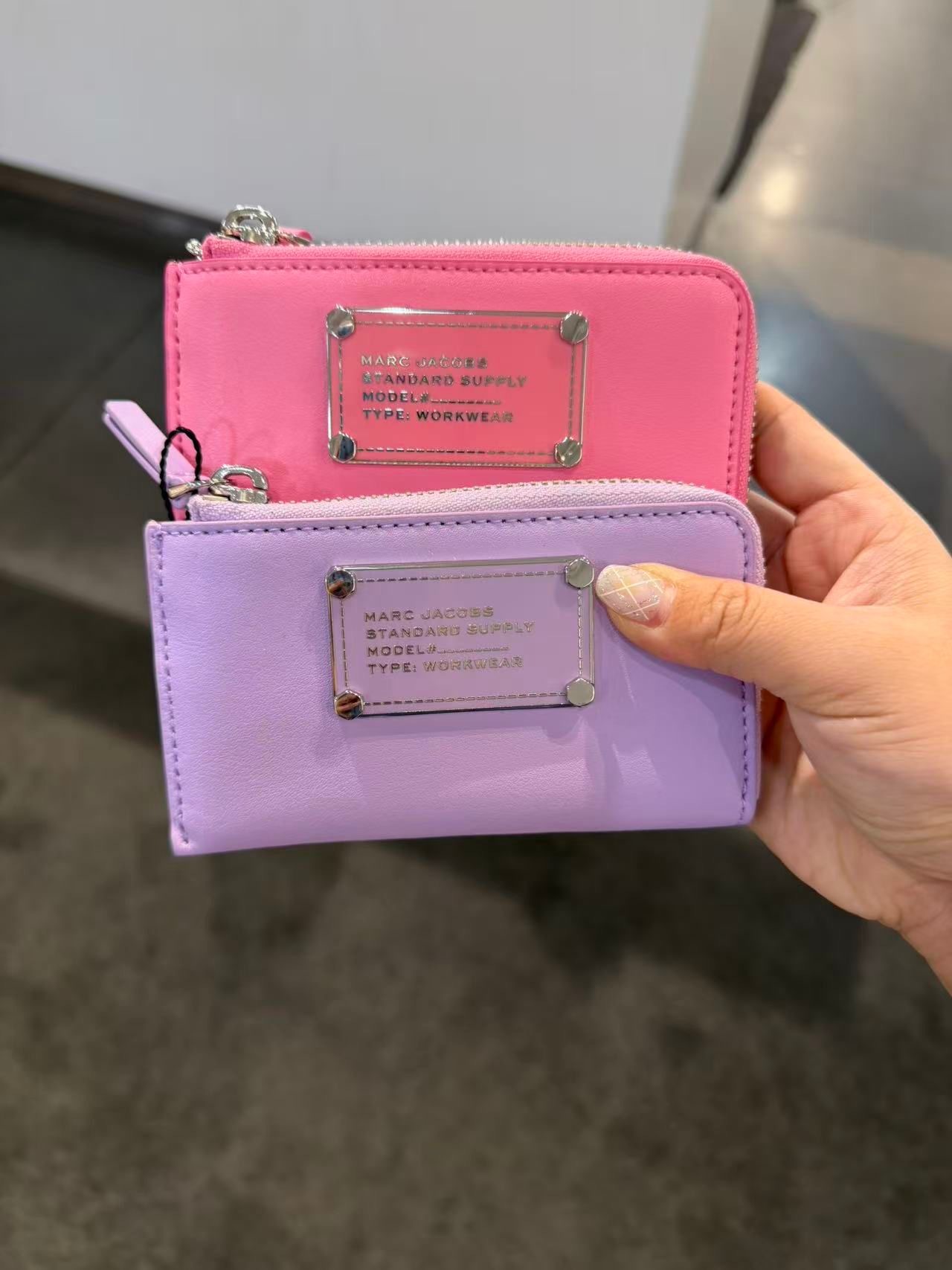 【直播】MARC JACOBS LL1124209 拉鍊卡包