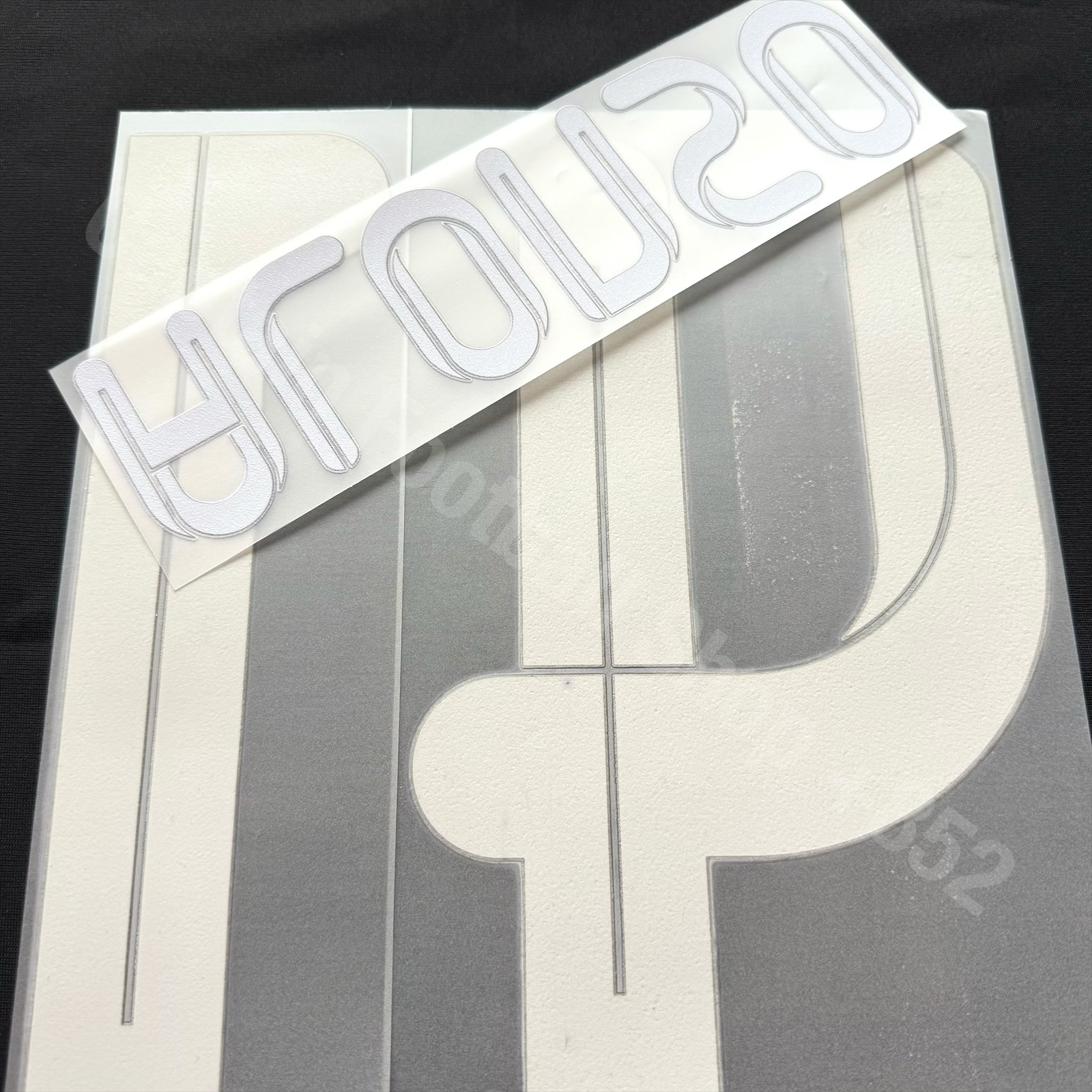 Official Real Madrid 2011-2012 Home and Away Nameset #14 ALONSO