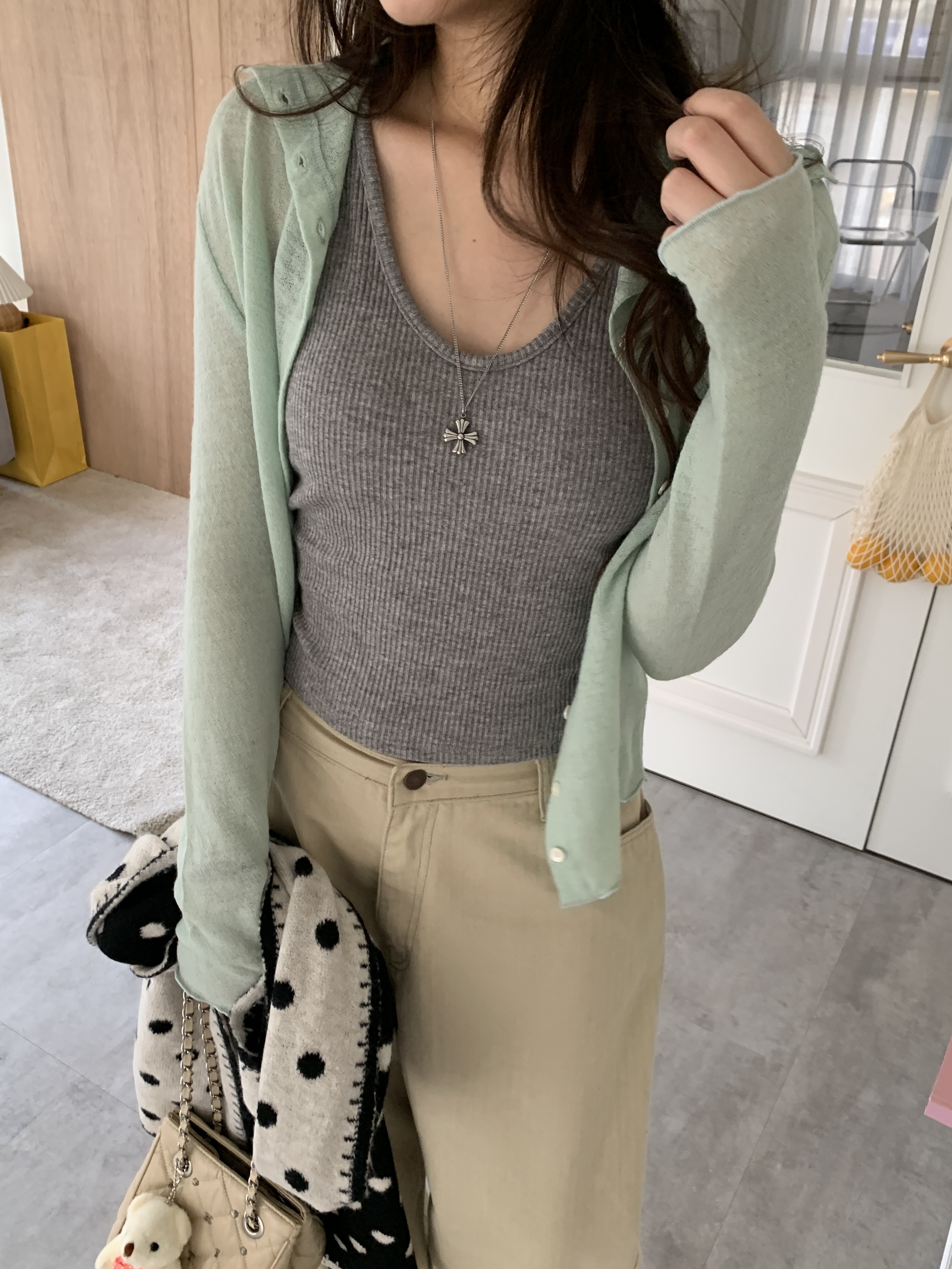 Q203(設計品牌)/公主寶盒 羊毛罩衫上衣