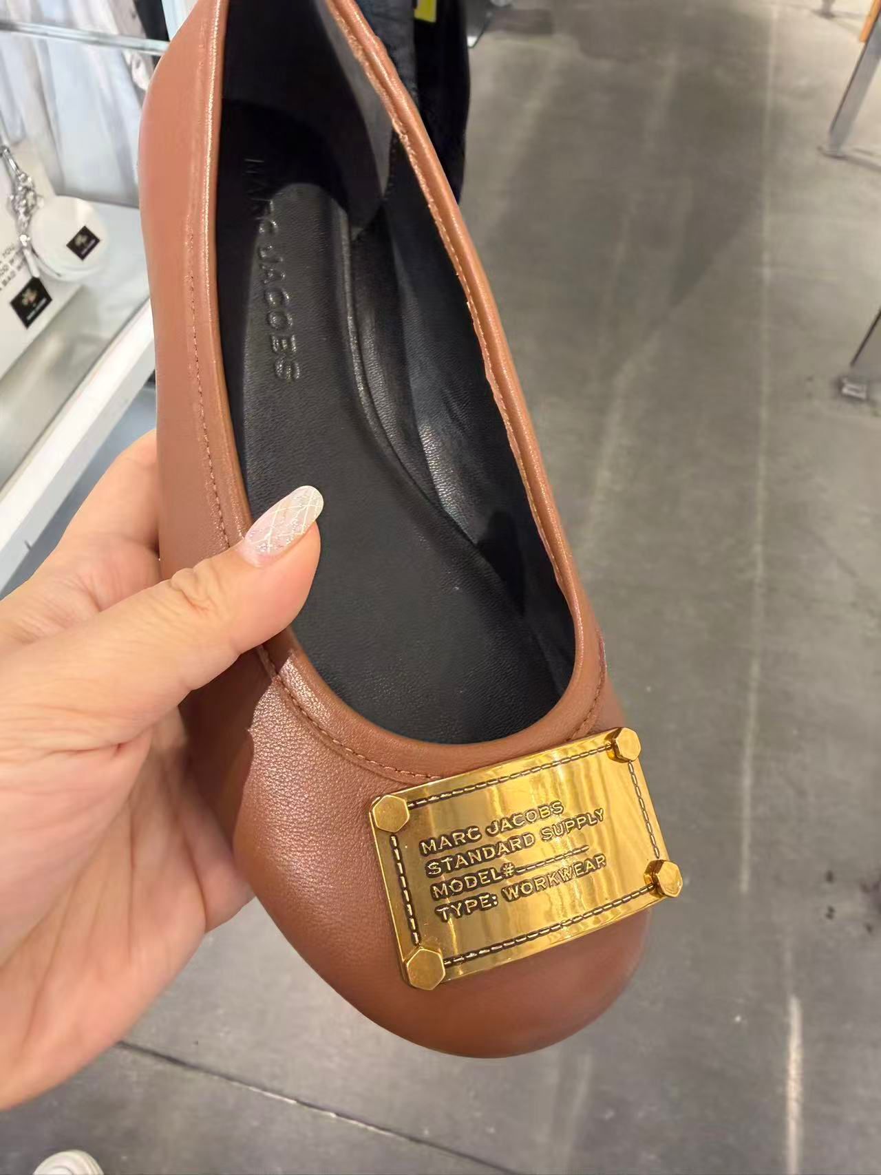 【直播】MARC JACOBS LL1124603 女裝鞋