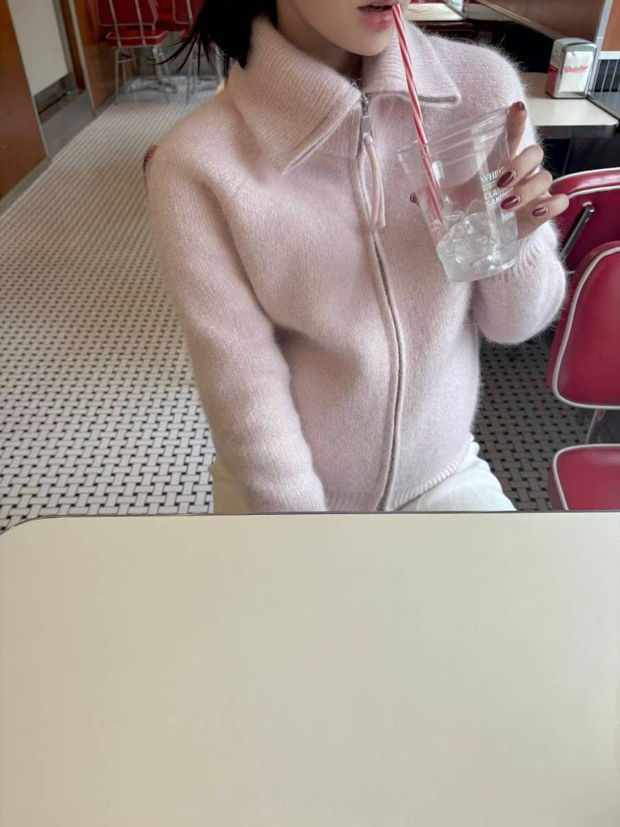 兔毛+美麗諾羊毛拉鍊高領針織衫