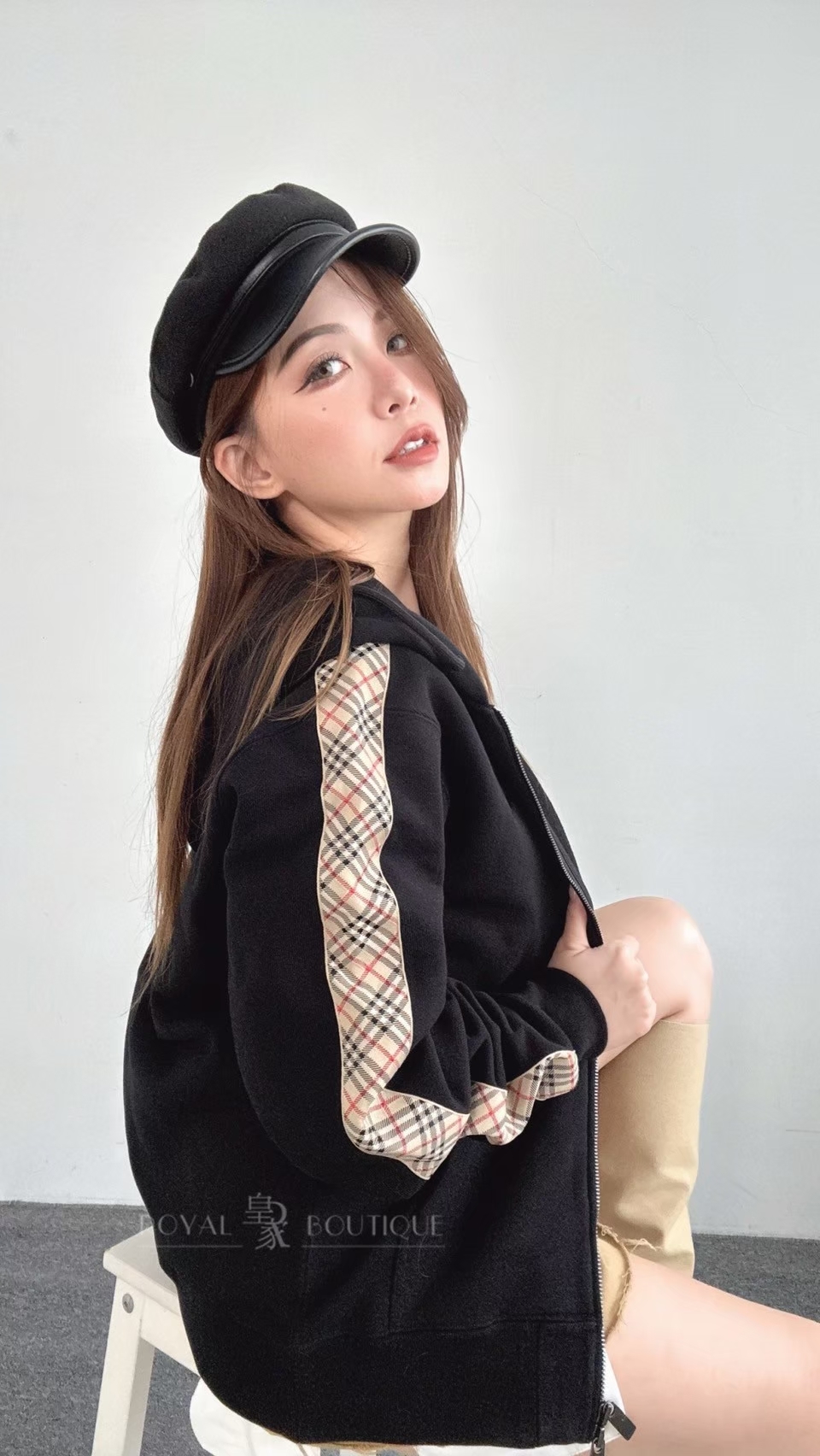 BURBERRY 肩袖串標經典格紋連帽外套夾克