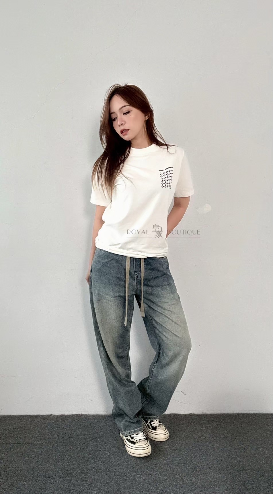 KARL LAGERFELD 卡爾 左胸英字縮寫KL短T