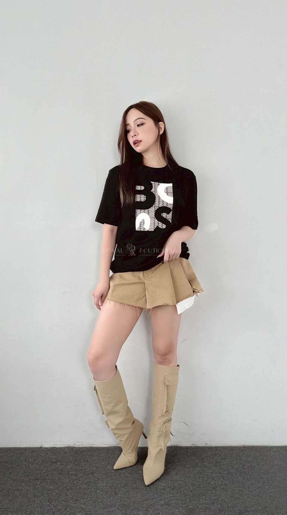 BOSS 胸前千鳥格英字LOGO刺繡短T