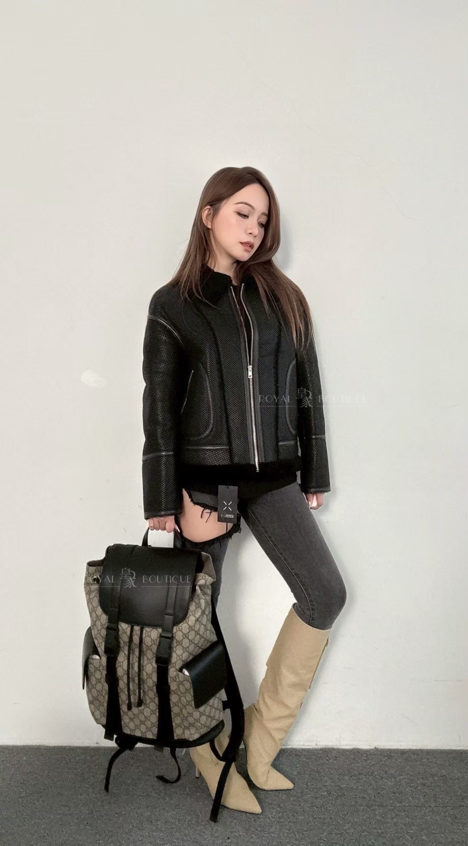 STONES 短版羊絨皮革毛領外套