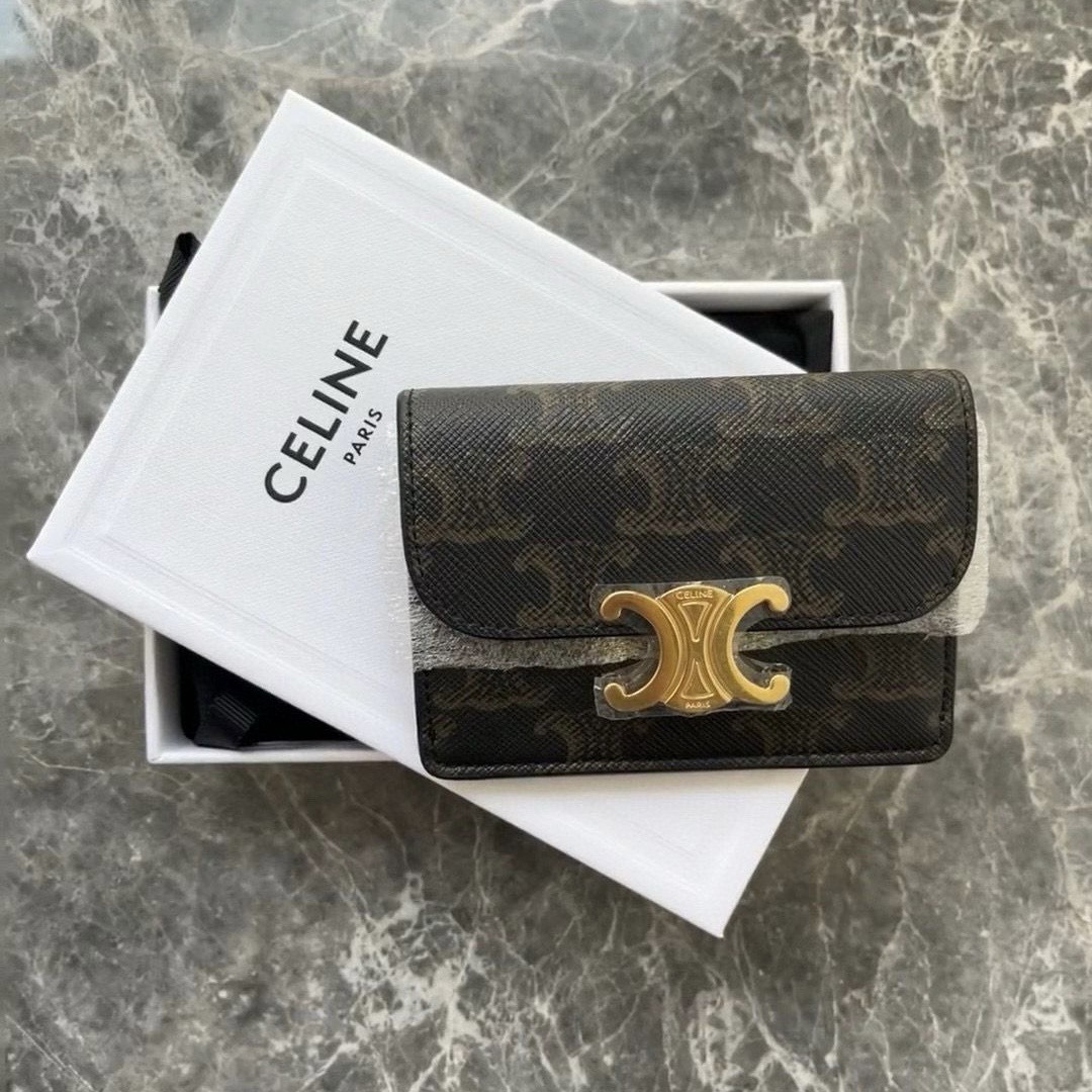 歐洲直送CELINE  卡包 10I582CPJ-04LU