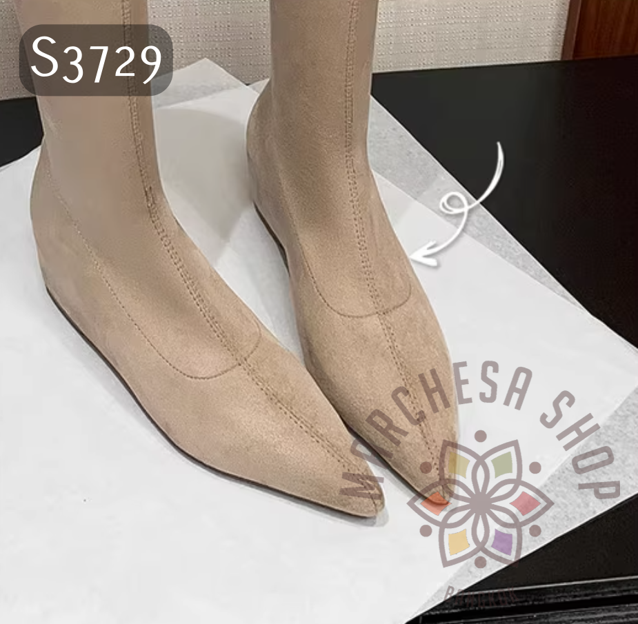 S3729 - 頭層羊猄皮簡約彈力貼腳尖頭長靴