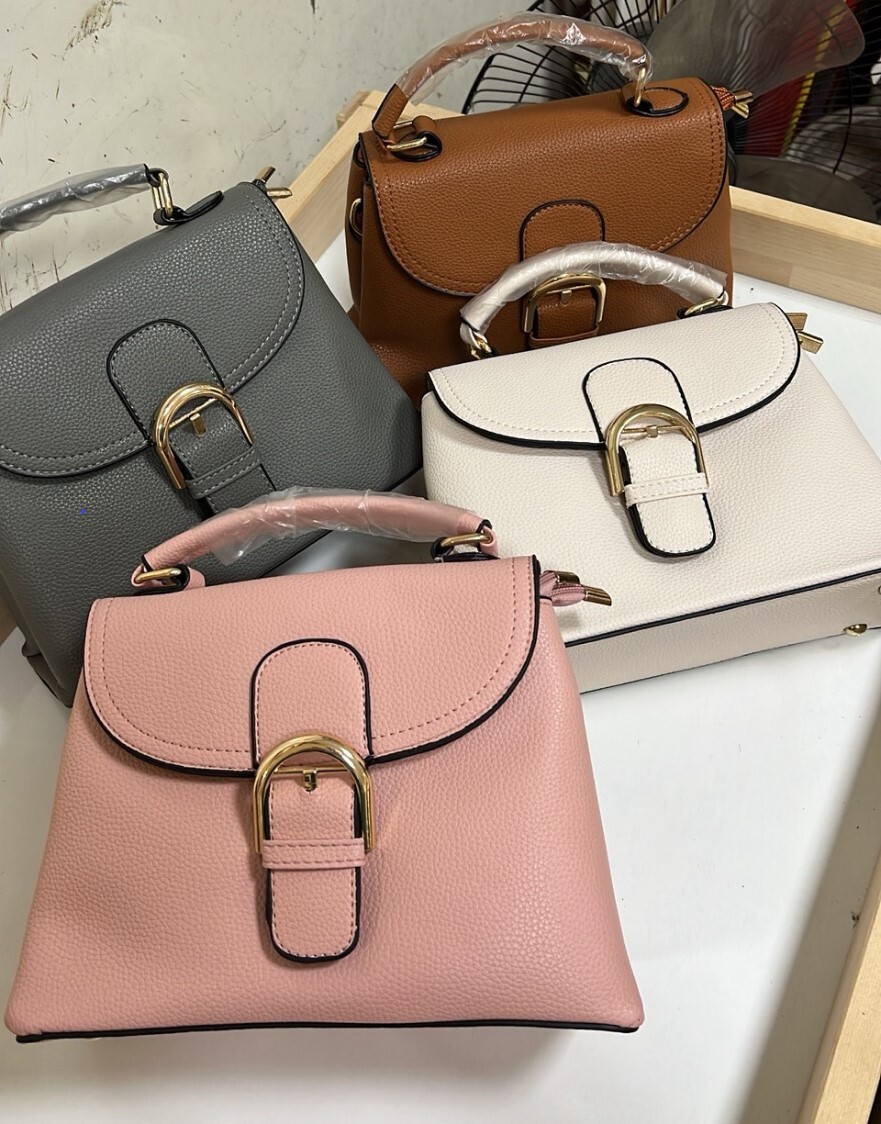 高雄分會│流行韓版小眾設計提包/背包(附背帶)*全新