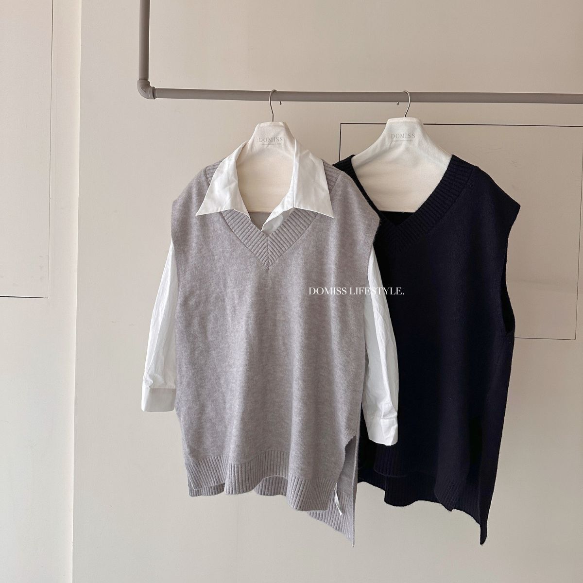 【層次感必收】DOMISS寬版V領馬甲背心外套-2色 毛衣背心(現貨)