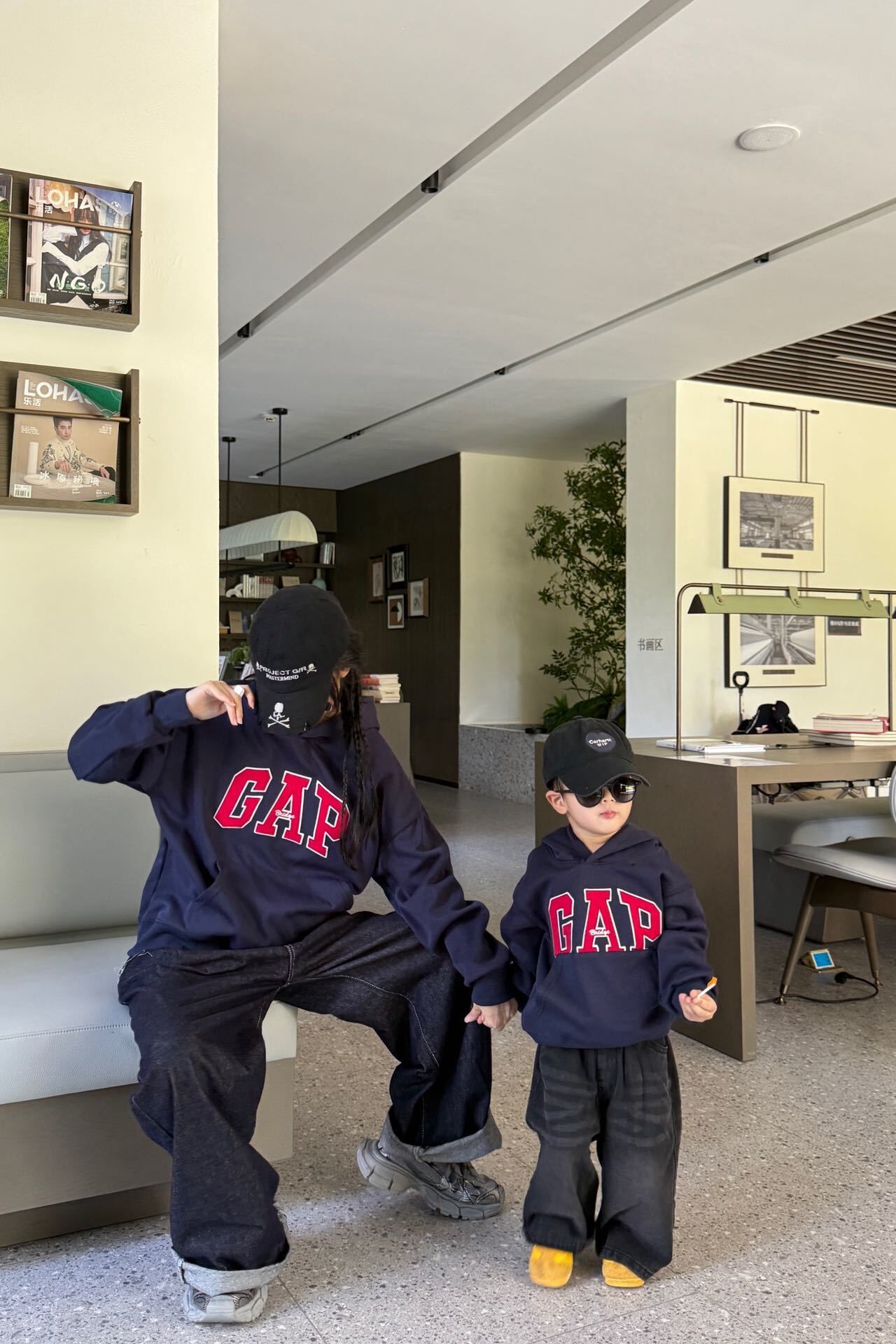 𝐆𝐀𝐏 牛奶棉衛衣 親子裝 斷碼
