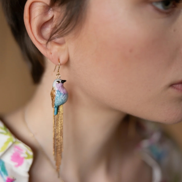 粉藍色鳥流蘇瓷耳環