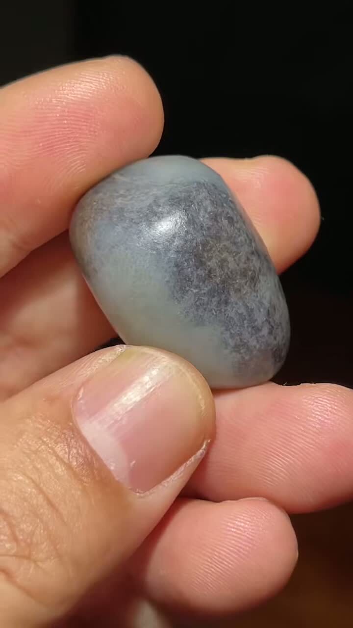 和田玉稀有鉛筆藍油庫料原籽,天然和田玉軟玉