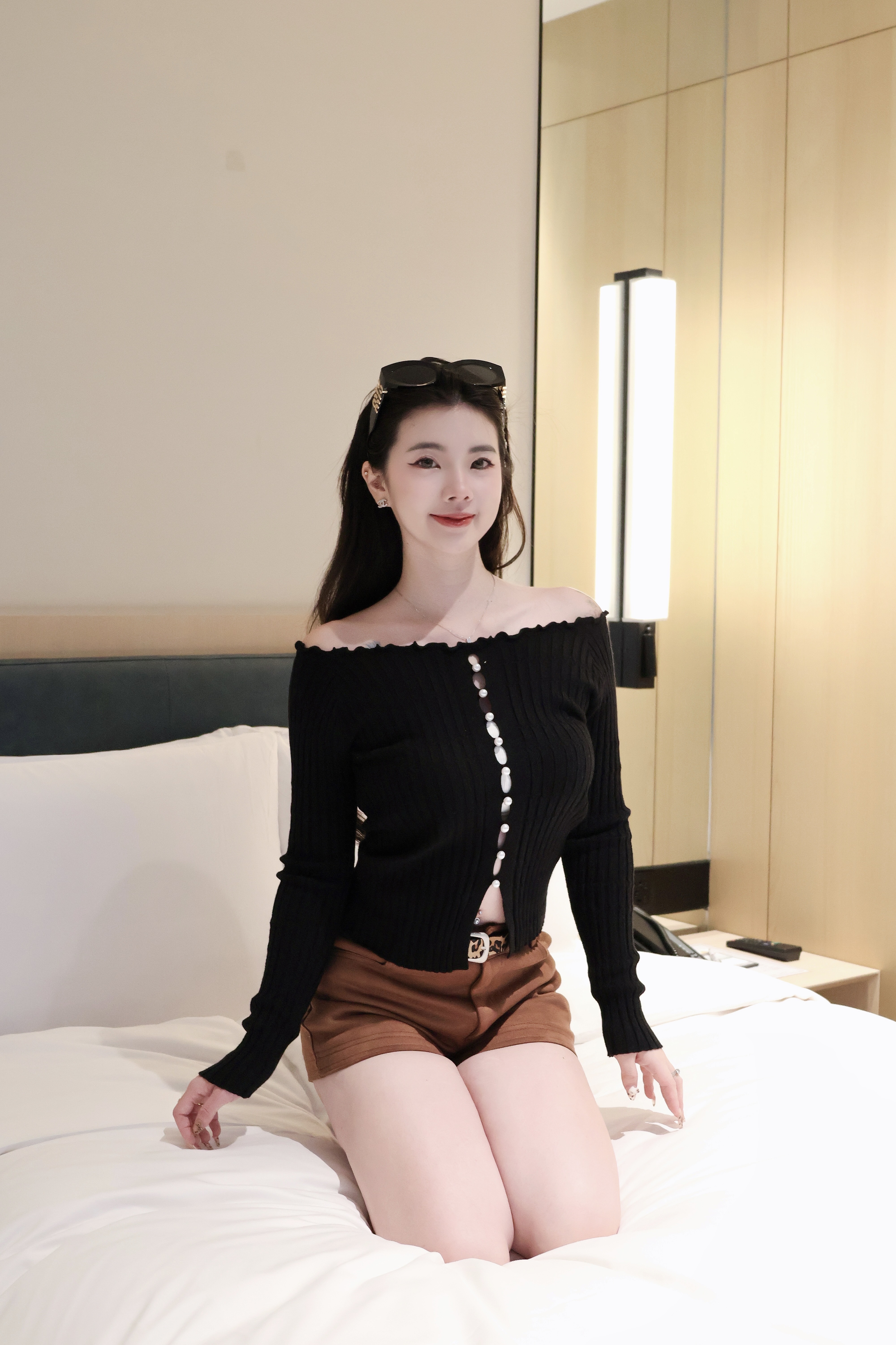 鏤空純欲一字領💜