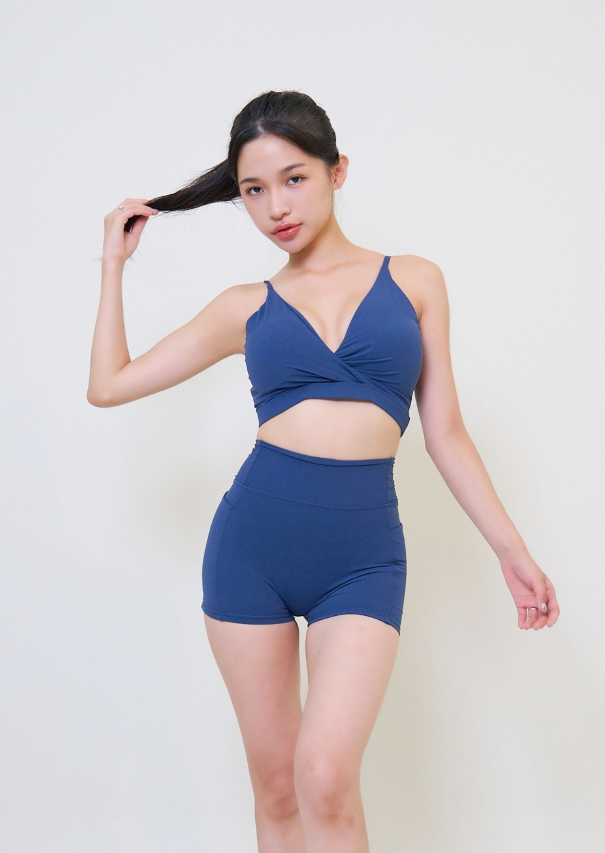Vora Twister 美型運動內衣-午夜藍