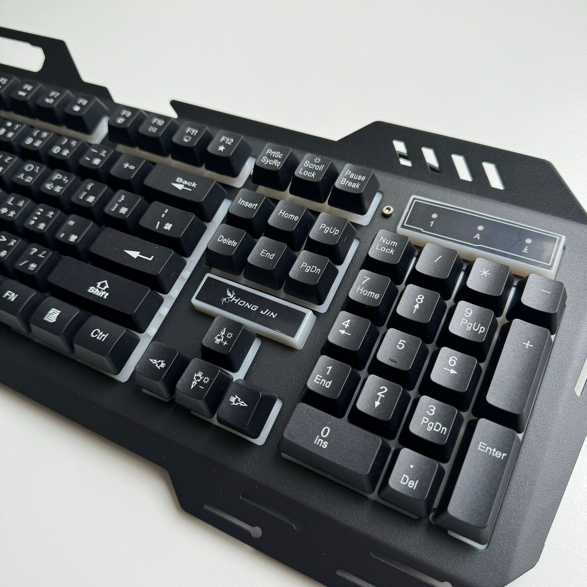 宏晉HongJin HJ221紅軸RGB有線電競鍵盤