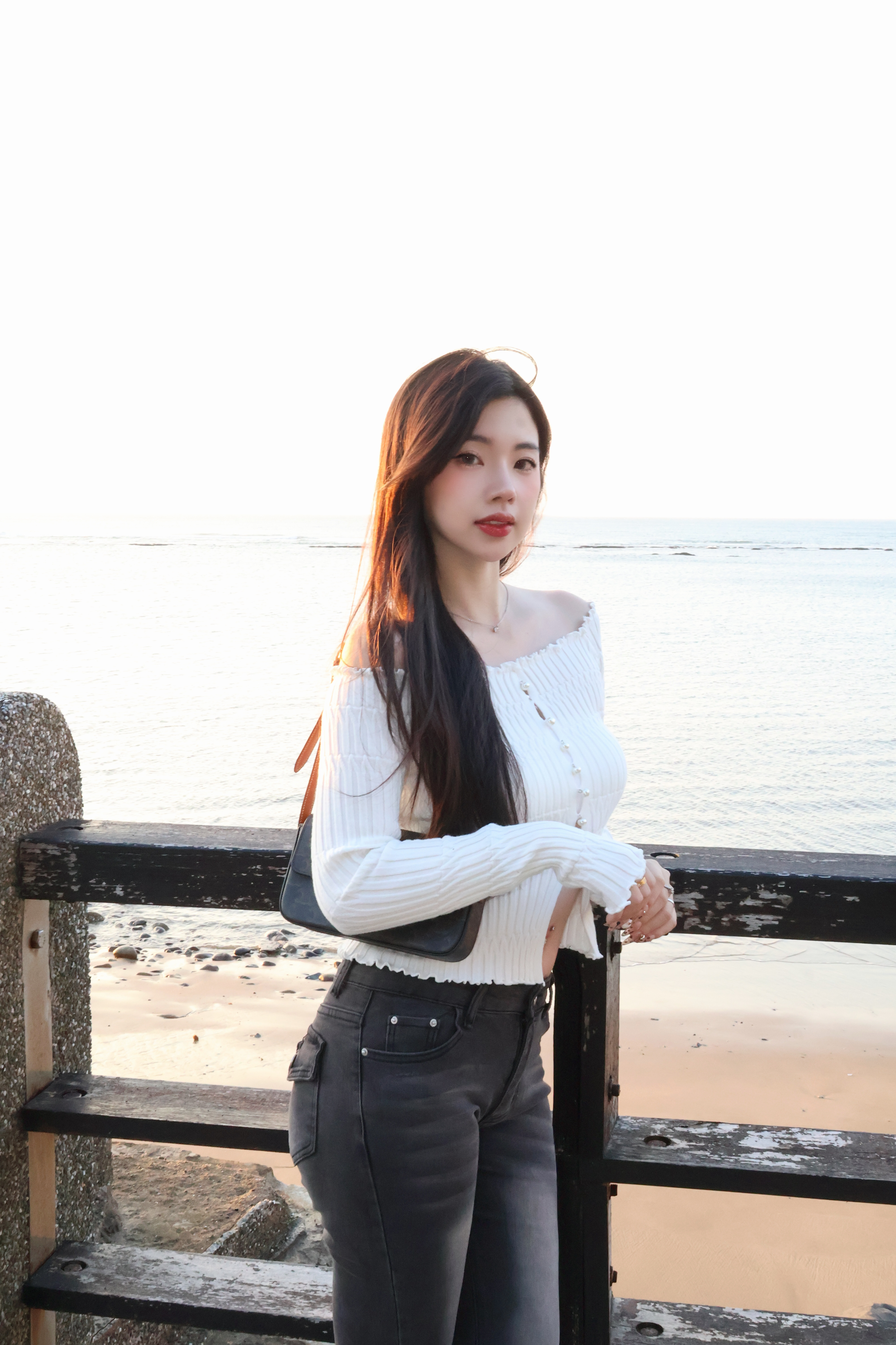 高訂許妍同款一字領💕